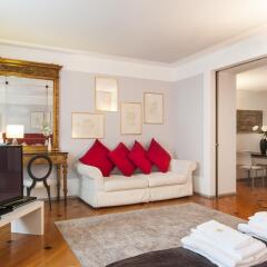 Апартаменты Milan Royal Suites & Luxury Apartments комната для гостей фото 4
