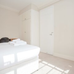 Апартаменты Bright 2 Bedroom Apartment Near Regents Park комната для гостей фото 2