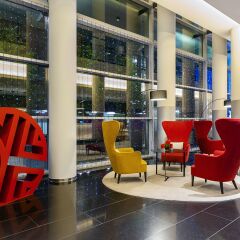 Отель NH Collection Frankfurt City бассейн
