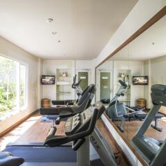 Отель Swiss-Belinn Legian фитнесс-зал фото 4