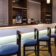 Гостиница Hampton by Hilton Samara гостиничный бар фото 2