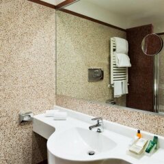 Отель Hilton Garden Inn Rome Claridge ванная фото 2