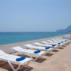 Hotel Cap Negret пляж