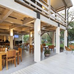 Отель Harbor Reef Beach & Surf Resort питание