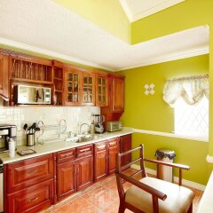 Отель The Oasis at Marley Manor в номере