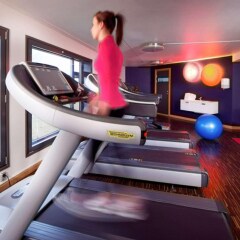 Отель Comfort Hotel RunWay Норвегия, Гардермуэн - 2 отзыва об отеле, цены и фото номеров - забронировать отель Comfort Hotel RunWay онлайн фитнесс-зал