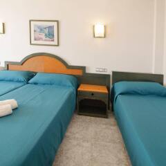 Отель Hostal Rosalia комната для гостей фото 5