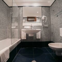 Best Western Plus Hotel Universo ванная