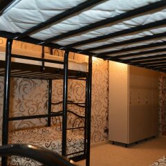 Hostel Holiday Host бассейн