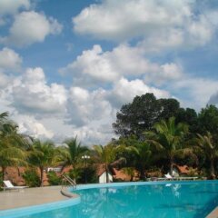 Отель Lak Resort бассейн