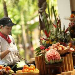 Отель The Seminyak Beach Resort & Spa питание фото 3