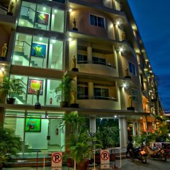 Апартаменты Mosaik Apartment Паттайя вид на фасад