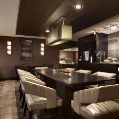 Отель Hilton New York JFK Airport США, Нью-Йорк - отзывы, цены и фото номеров - забронировать отель Hilton New York JFK Airport онлайн питание фото 2