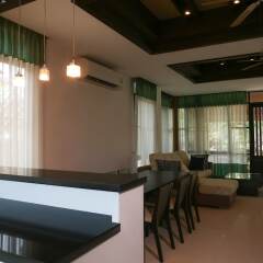 Отель 4 BR Private Villa in V49 Pattaya w/ Village Pool Паттайя интерьер отеля