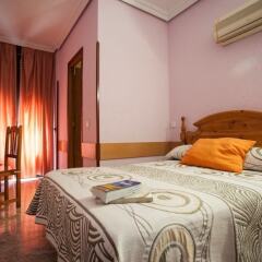 Отель Hostal Bermejo комната для гостей фото 5