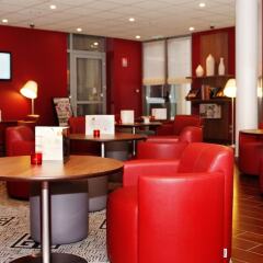 Отель Campanile Lyon Centre - Gare Part Dieu интерьер отеля