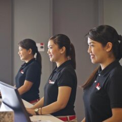 Отель Red Planet Amorsolo интерьер отеля фото 2