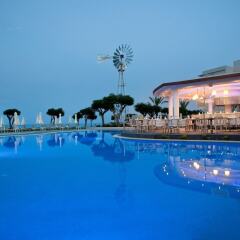 Pernera Beach Hotel - All Inclusive бассейн фото 3