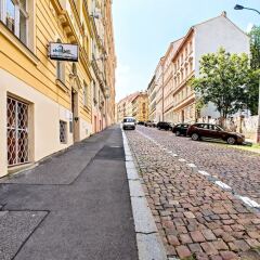 Отель Chill Hill Apartments Чехия, Прага - отзывы, цены и фото номеров - забронировать отель Chill Hill Apartments онлайн парковка