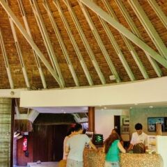 Отель Sofitel Bora Bora Marara Beach Resort Французская Полинезия, Бора-Бора - отзывы, цены и фото номеров - забронировать отель Sofitel Bora Bora Marara Beach Resort онлайн интерьер отеля