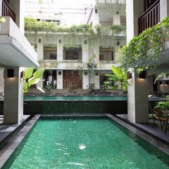 Ubud Village Hotel бассейн фото 2
