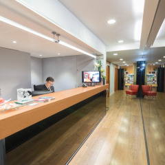 Отель Aparthotel Senator Barcelona интерьер отеля фото 3