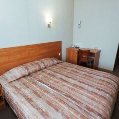 Гостиница Аврора 3* Стандартный номер с двуспальной кроватью фото 7
