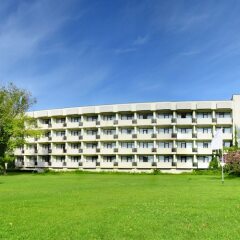 Lebed Hotel - All Inclusive вид на фасад фото 2