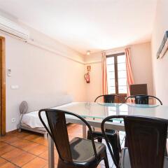 Отель AinB Las Ramblas-Guardia Apartments Испания, Барселона - 1 отзыв об отеле, цены и фото номеров - забронировать отель AinB Las Ramblas-Guardia Apartments онлайн интерьер отеля фото 2