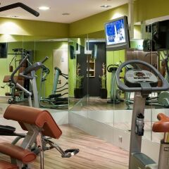 Отель Novotel Wien City фитнесс-зал