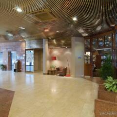 Отель Holiday Inn Helsinki - Vantaa Airport Финляндия, Вантаа - 9 отзывов об отеле, цены и фото номеров - забронировать отель Holiday Inn Helsinki - Vantaa Airport онлайн интерьер отеля фото 3