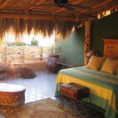 Отель El Nido At Hacienda Escondida - Bed And Breakfast комната для гостей фото 3