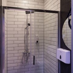 Гостиница Хостел Like Hostel City в Москве отзывы, цены и фото номеров - забронировать гостиницу Хостел Like Hostel City онлайн Москва ванная