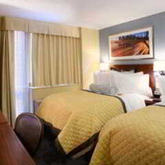 Отель DoubleTree by Hilton New York Times Square South 4* Стандартный номер с различными типами кроватей фото 14