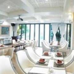 Au Lac II Hotel