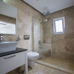 Villa Serenity by Akdenizvillam Турция, Патара - отзывы, цены и фото номеров - забронировать отель Villa Serenity by Akdenizvillam онлайн ванная