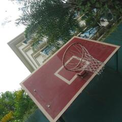 Апартаменты Orange Grove Service Apartment by ST Residences спортивное сооружение