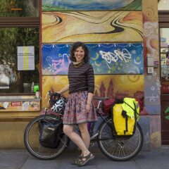 Отель Hostel Lollis Homestay Dresden Германия, Дрезден - 1 отзыв об отеле, цены и фото номеров - забронировать отель Hostel Lollis Homestay Dresden онлайн спортивное сооружение