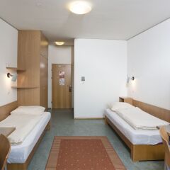 Отель Kolpinghaus Salzburg Зальцбург комната для гостей фото 4