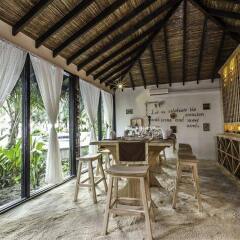 Отель Kihaa Maldives Island Resort вид на фасад фото 2