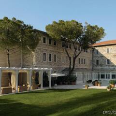 Отель Terme di Saturnia Spa & Golf Resort