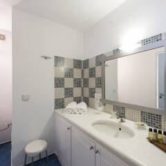 Отель Kastro Suites ванная