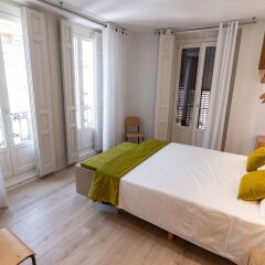 Апартаменты Plaza Mayor Suites & Apartments комната для гостей фото 4