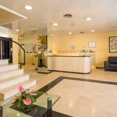 Отель Aparthotel Bertran Испания, Барселона - отзывы, цены и фото номеров - забронировать отель Aparthotel Bertran онлайн интерьер отеля