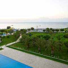 Mitsis Faliraki Beach Hotel & Spa - All Inclusive пляж