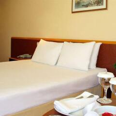 Sürmeli Ephesus Hotel Торбали комната для гостей фото 3