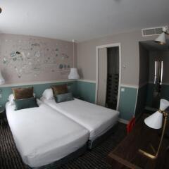 Отель Hôtel des 3 Poussins Франция, Париж - 3 отзыва об отеле, цены и фото номеров - забронировать отель Hôtel des 3 Poussins онлайн
