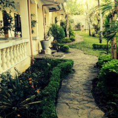 Отель Lapu Lapu Cottages and Restaurant Филиппины, Лапу-Лапу - отзывы, цены и фото номеров - забронировать отель Lapu Lapu Cottages and Restaurant онлайн