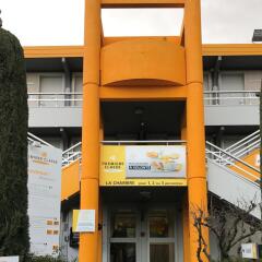 Отель Premiere Classe Marseille La Valentine городской автобус