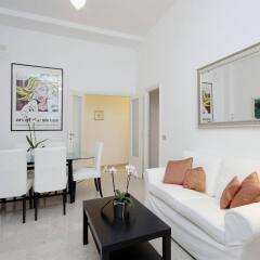 Отель Navona apartments - Pantheon area Италия, Рим - отзывы, цены и фото номеров - забронировать отель Navona apartments - Pantheon area онлайн комната для гостей